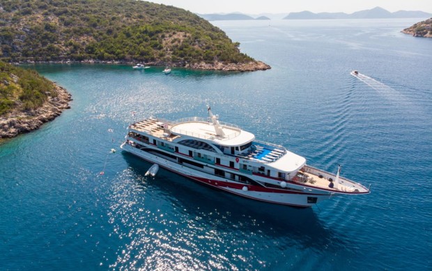 Antaris, the ship servicing Split to Dubrovnik Luxury Croatia cruise