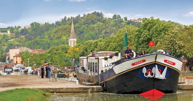 Rosa, the ship servicing Classic France River Cruise – Gascony